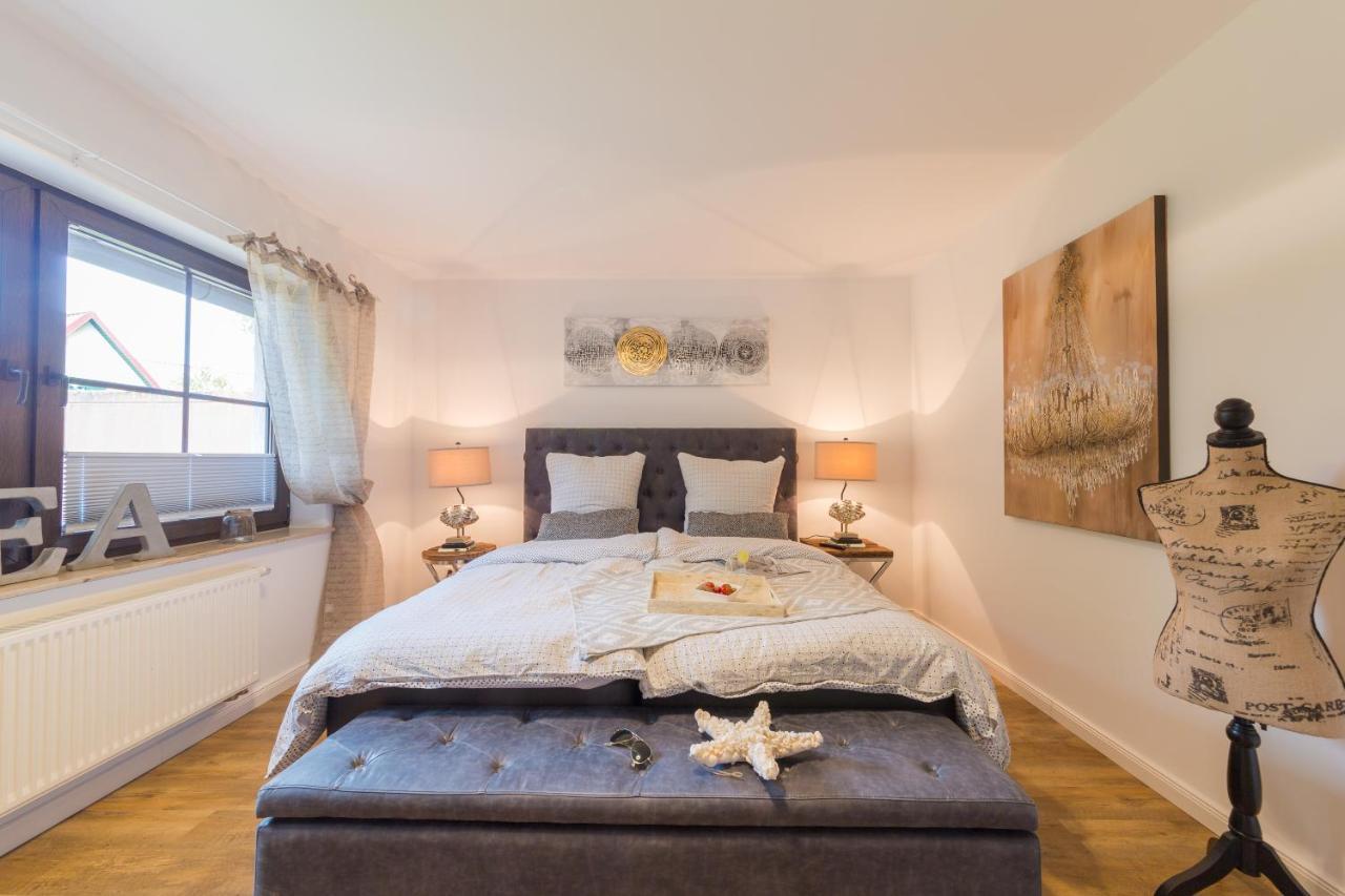 Ferienwohnungen Haus Am Strand Zingst Extérieur photo